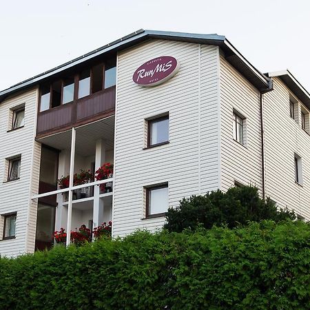 Hotel Runmis VNO Exteriér fotografie
